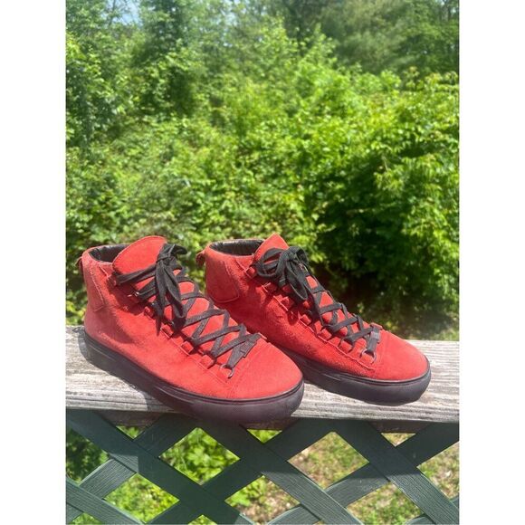 BALENCIAGA Arena Pavot Red Suede Black Trim High Top Lace Up Sneakers Sz 39 (6) - Picture 1 of 8